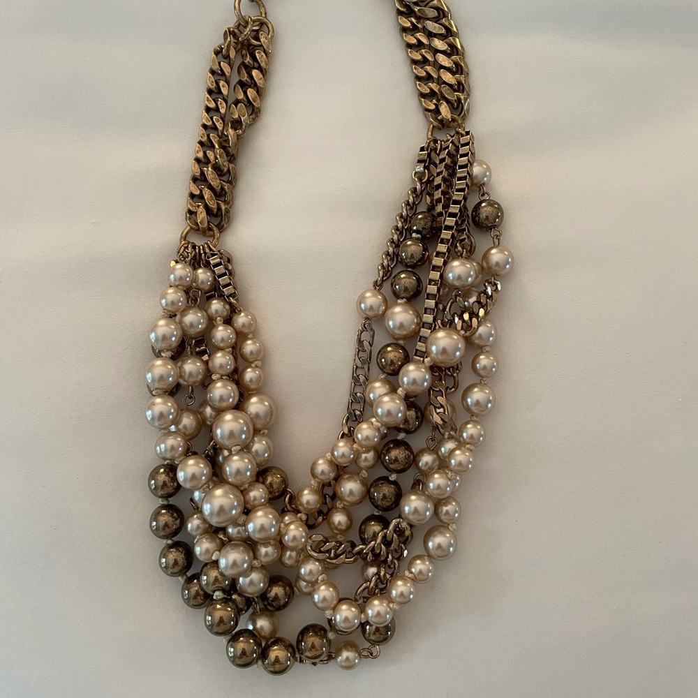Lucia Necklace